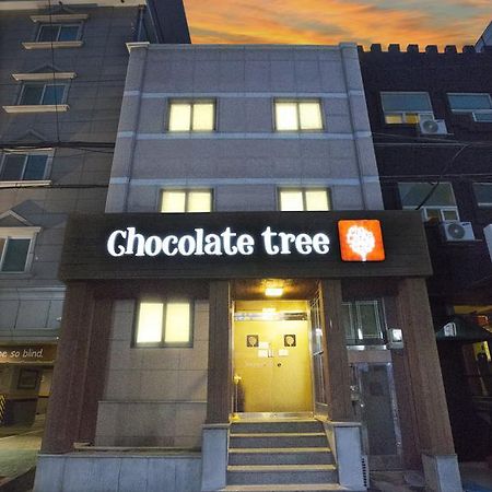 Chocolate Tree Sinchon Hotel Seoul Exterior photo